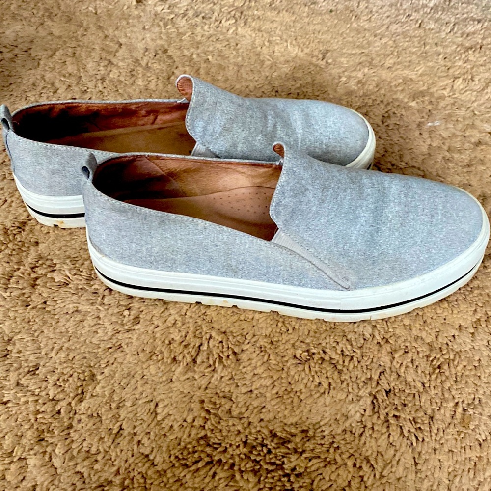 Very Hard to find Halogen Slip ons!